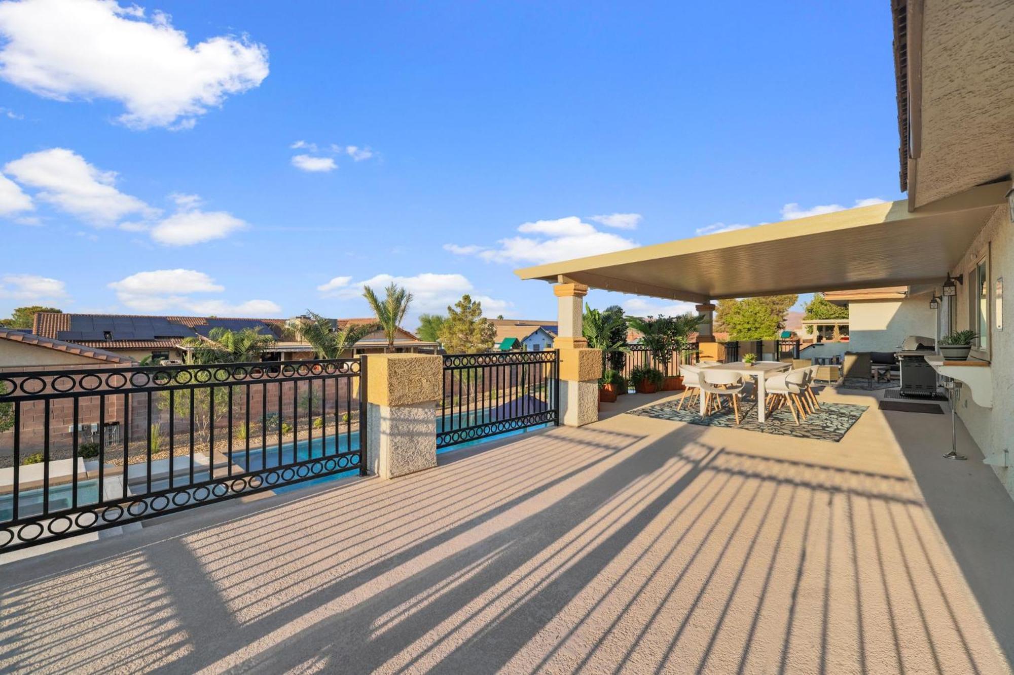 Vegas Saltwater Pool, Jacuzzi, Hammocks, Rv Parking Villa Las Vegas