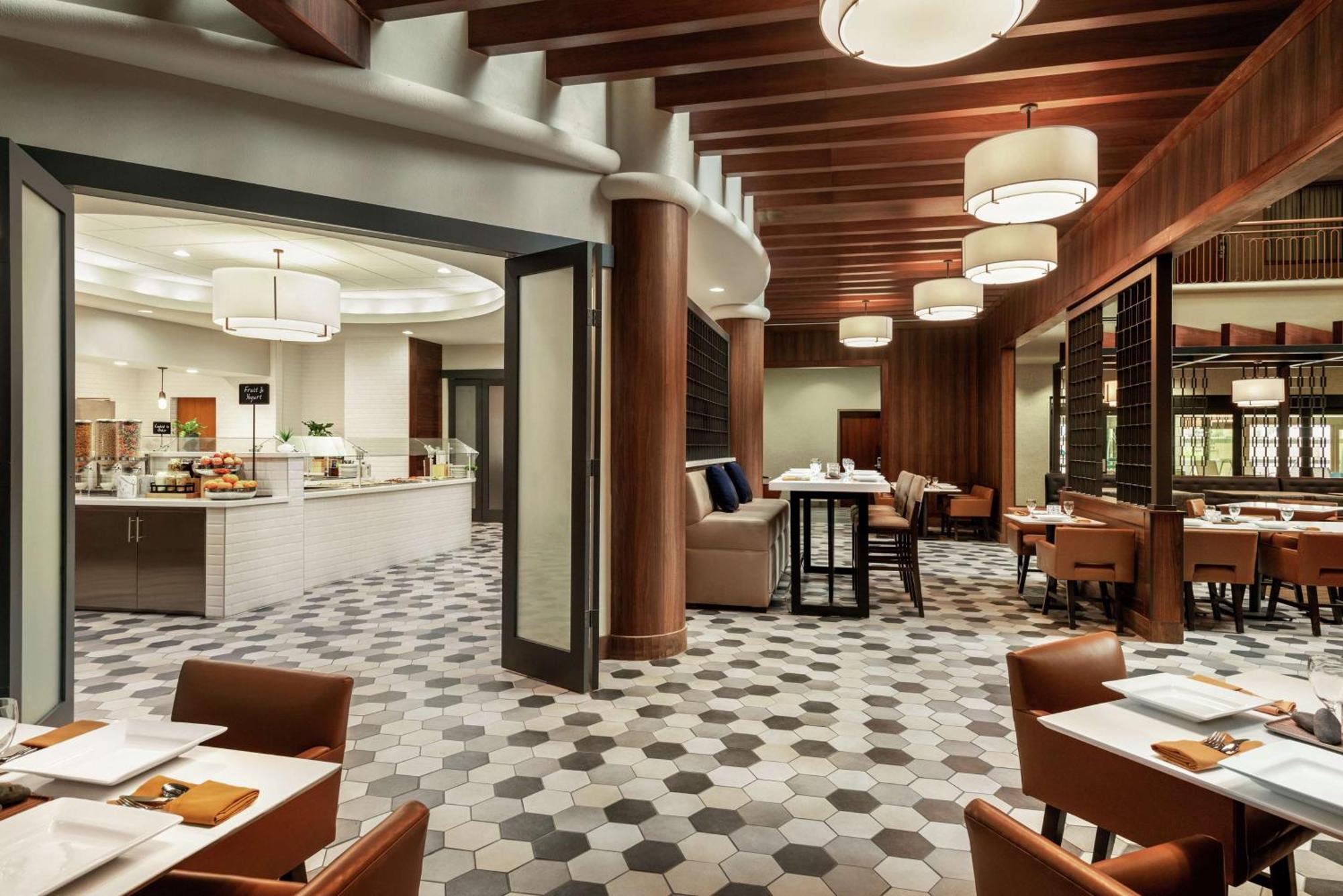 Hotel Embassy Vegas Convention Center Paradise Road 4*