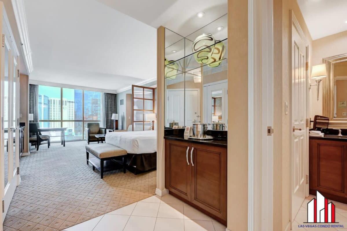 Mgm Signature-15-611 Strip View Jacuzzi *