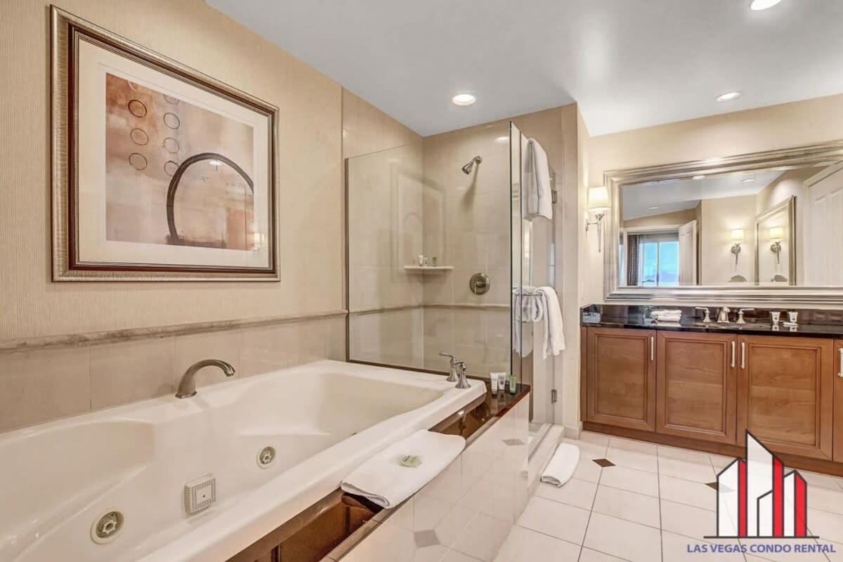 Mgm Signature-28-714 1br 2-bath Balcony Holiday home Las Vegas