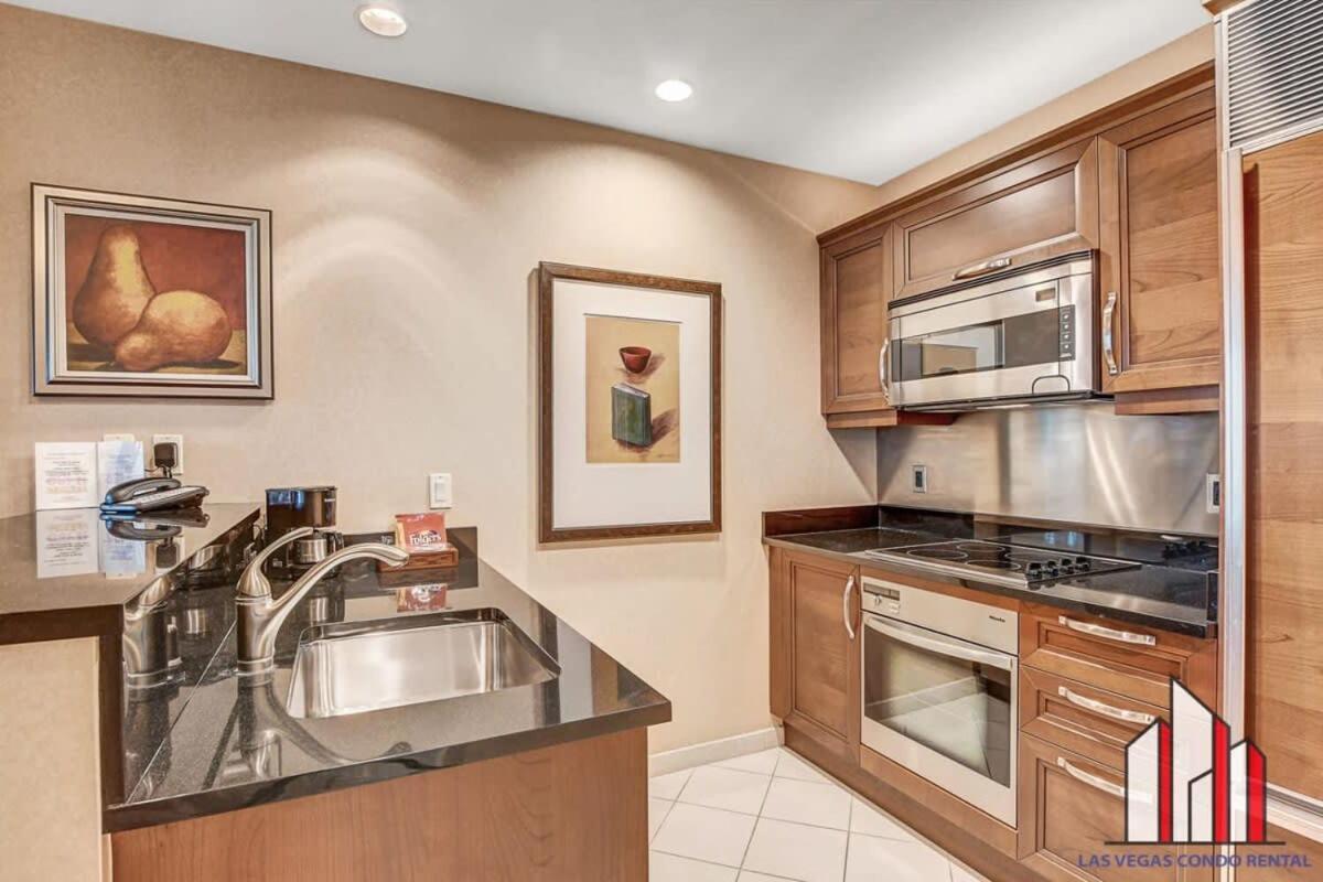 Holiday home Mgm Signature-28-714 1br 2-bath Balcony *