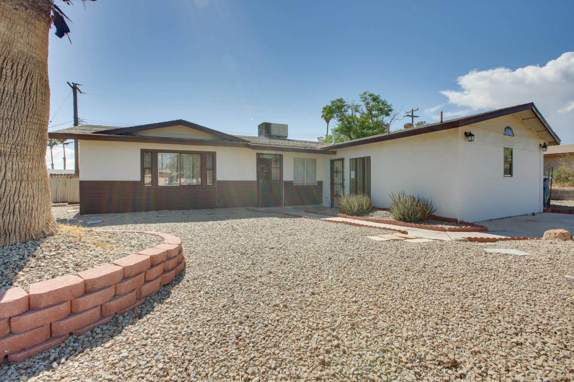 Holiday home Vegas Retreat With Yard Less Than 5 Mi To Strip!