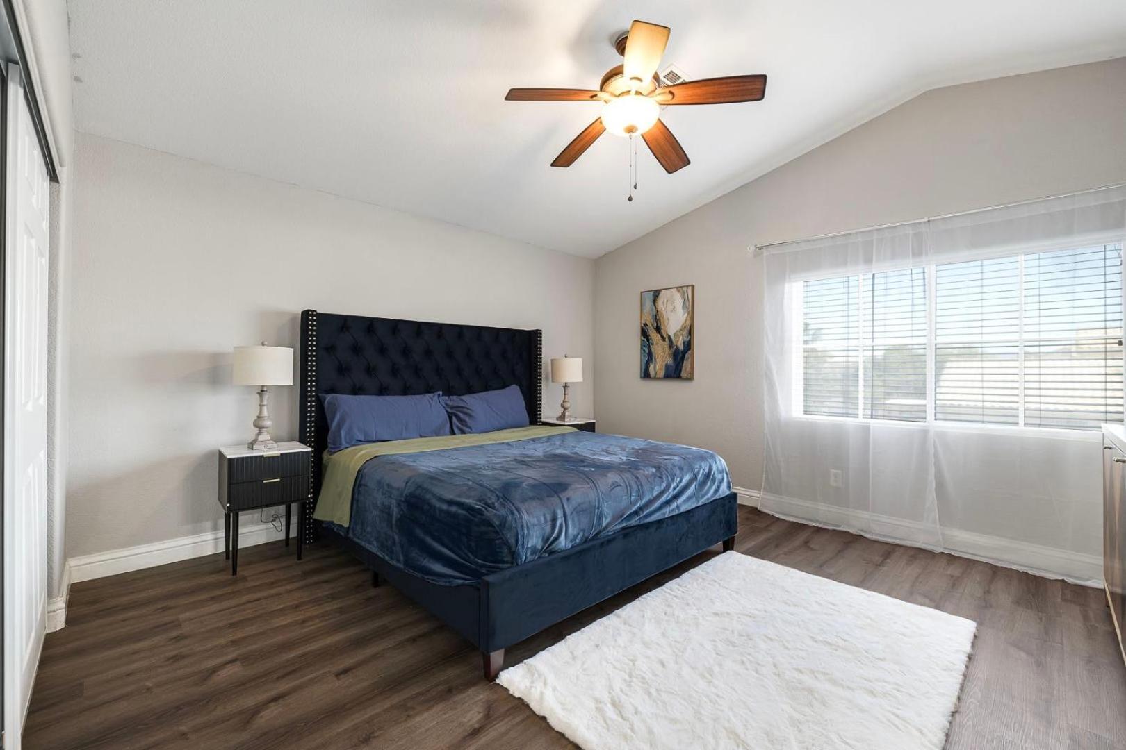 Сasa de vacaciones Modern In Vegas Near Strip With Pool And Jacuzzi