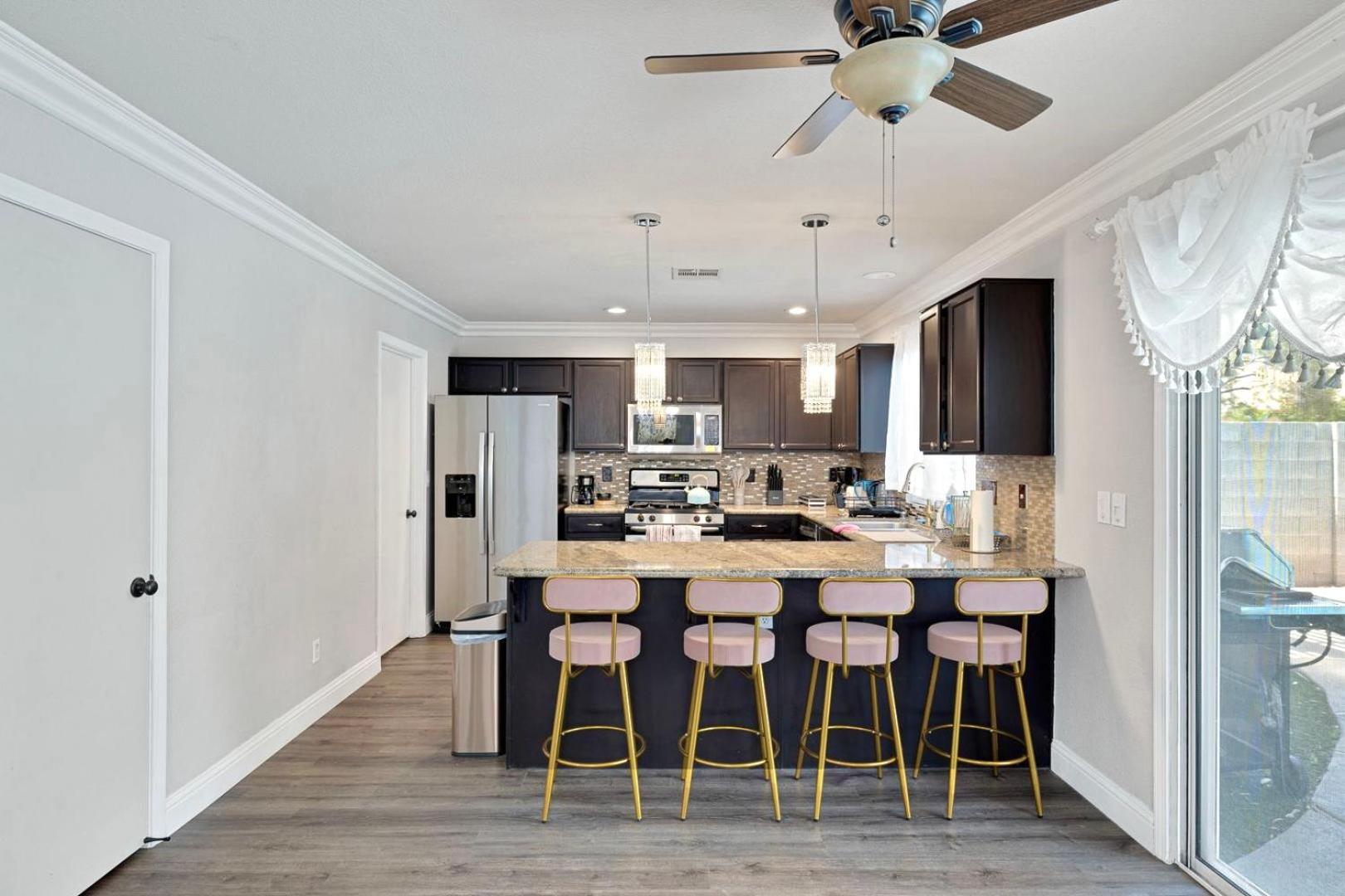Сasa de vacaciones Modern In Vegas Near Strip With Pool And Jacuzzi
