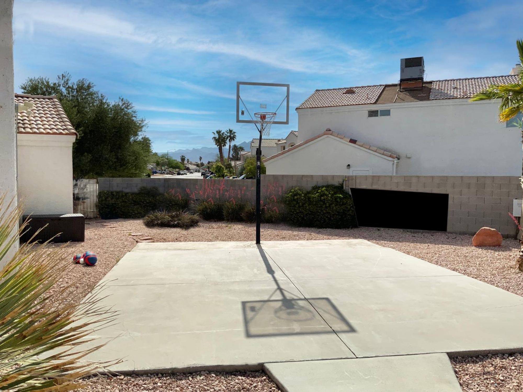 Vegas Getaway, Pool, Basket Ball, Games, Cook Сasa de vacaciones *