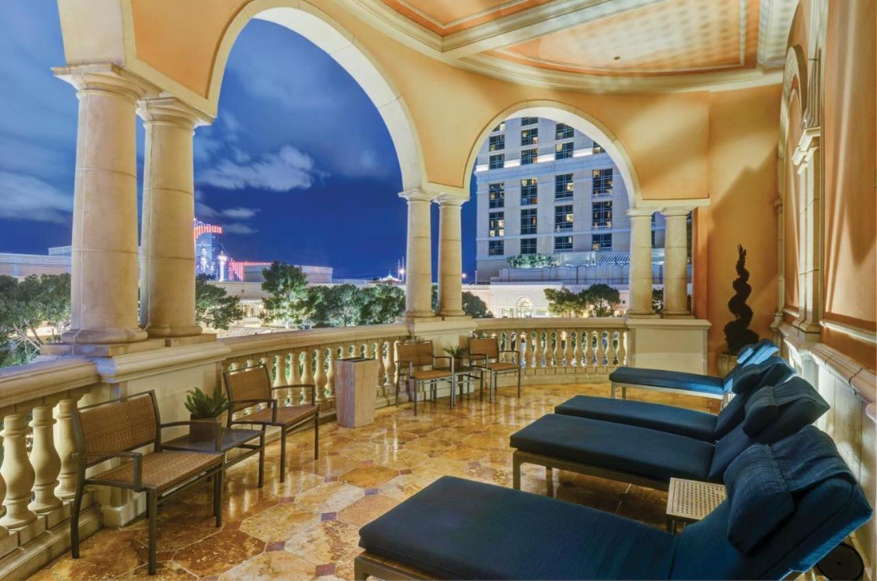 Hotel Bellagio By Suiteness