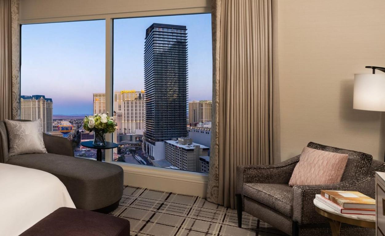Bellagio By Suiteness Hotel