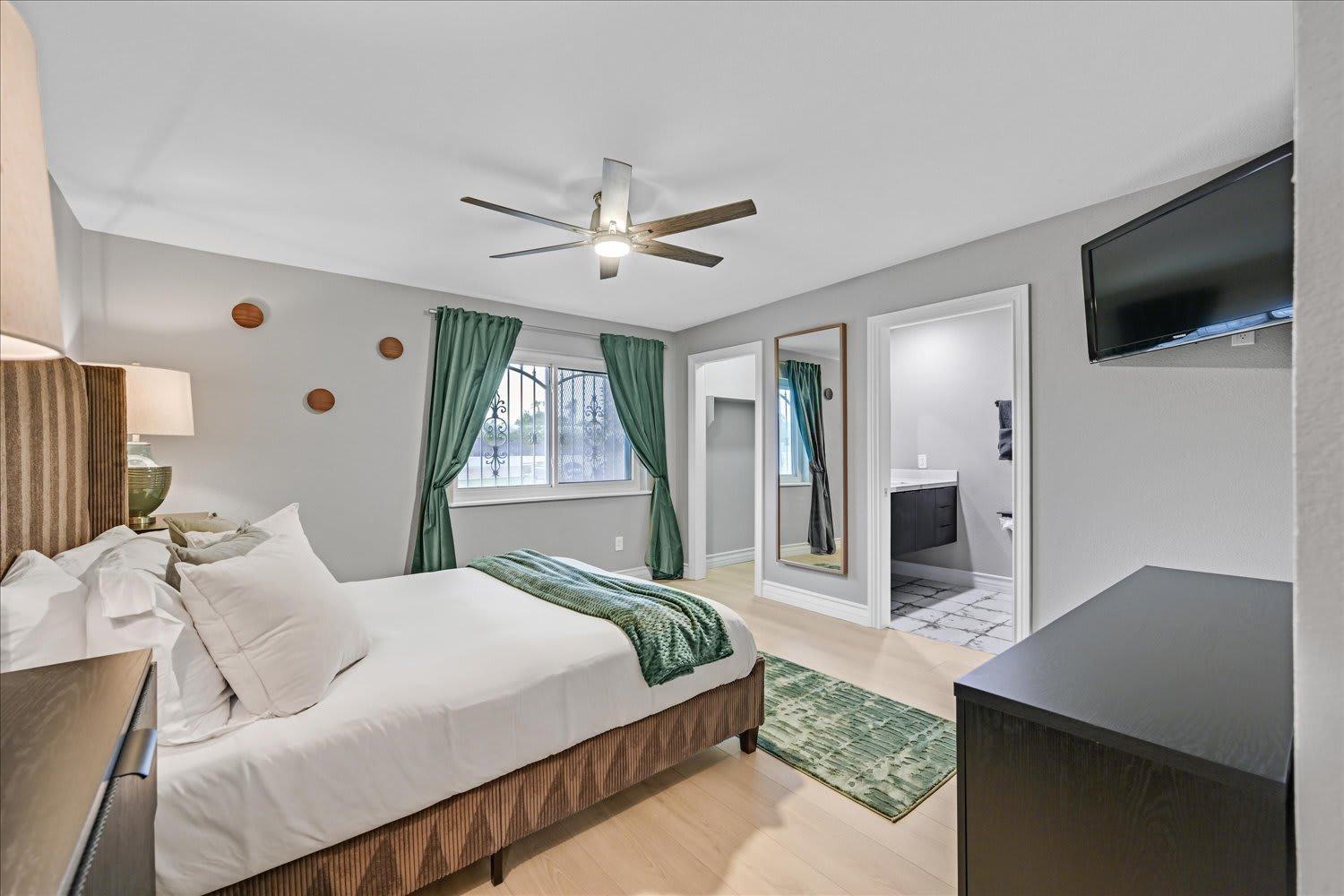 Сasa de vacaciones High-end 5 Bedroom W Pool, Gym, Hot Tub, Games