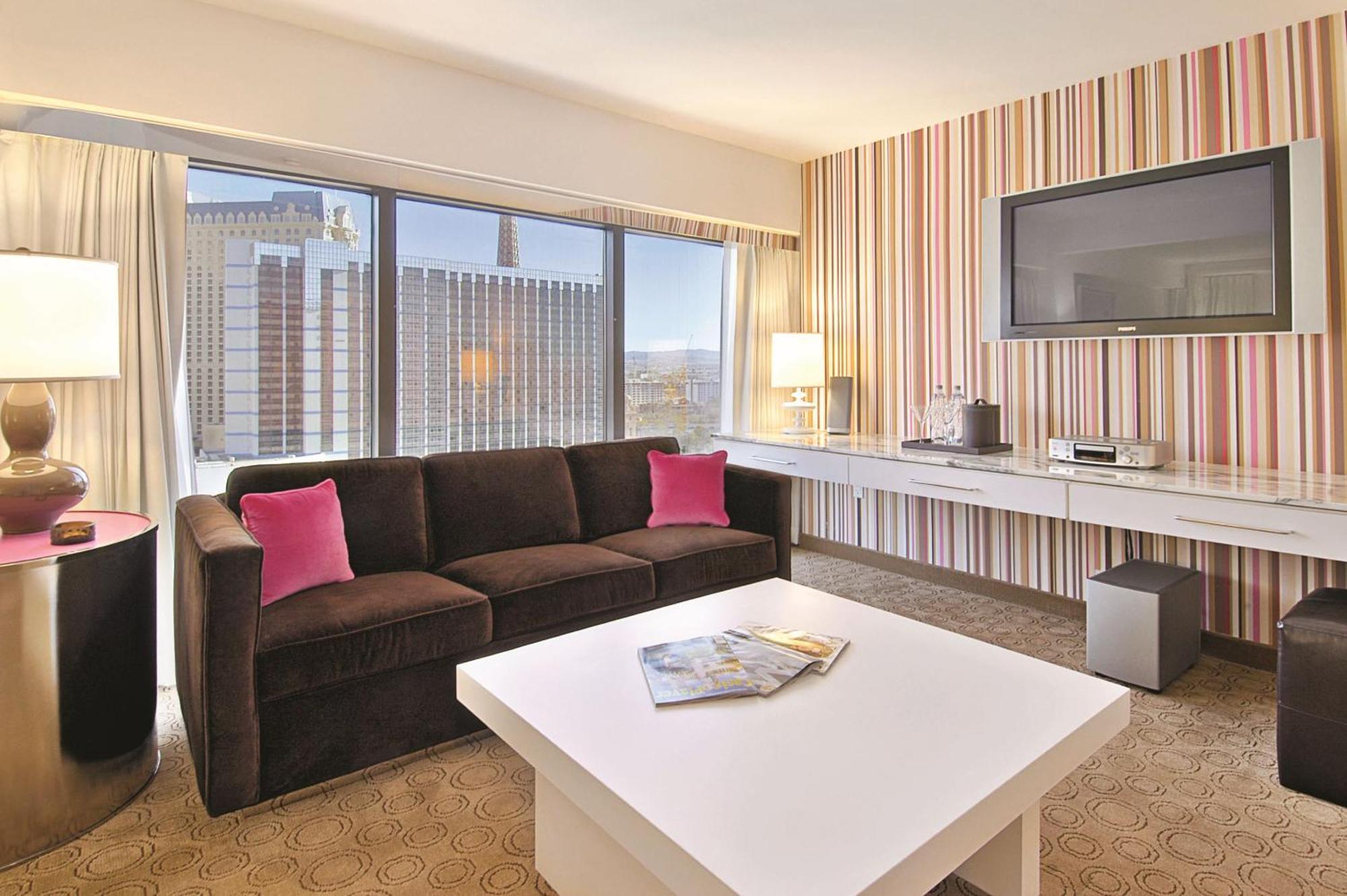 Flamingo Vegas Hotel&casino Resort 3*