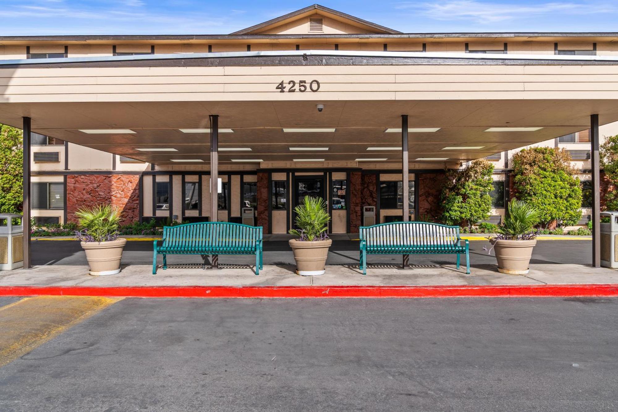 Ellis Island Casino & Brewery Hotel Las Vegas