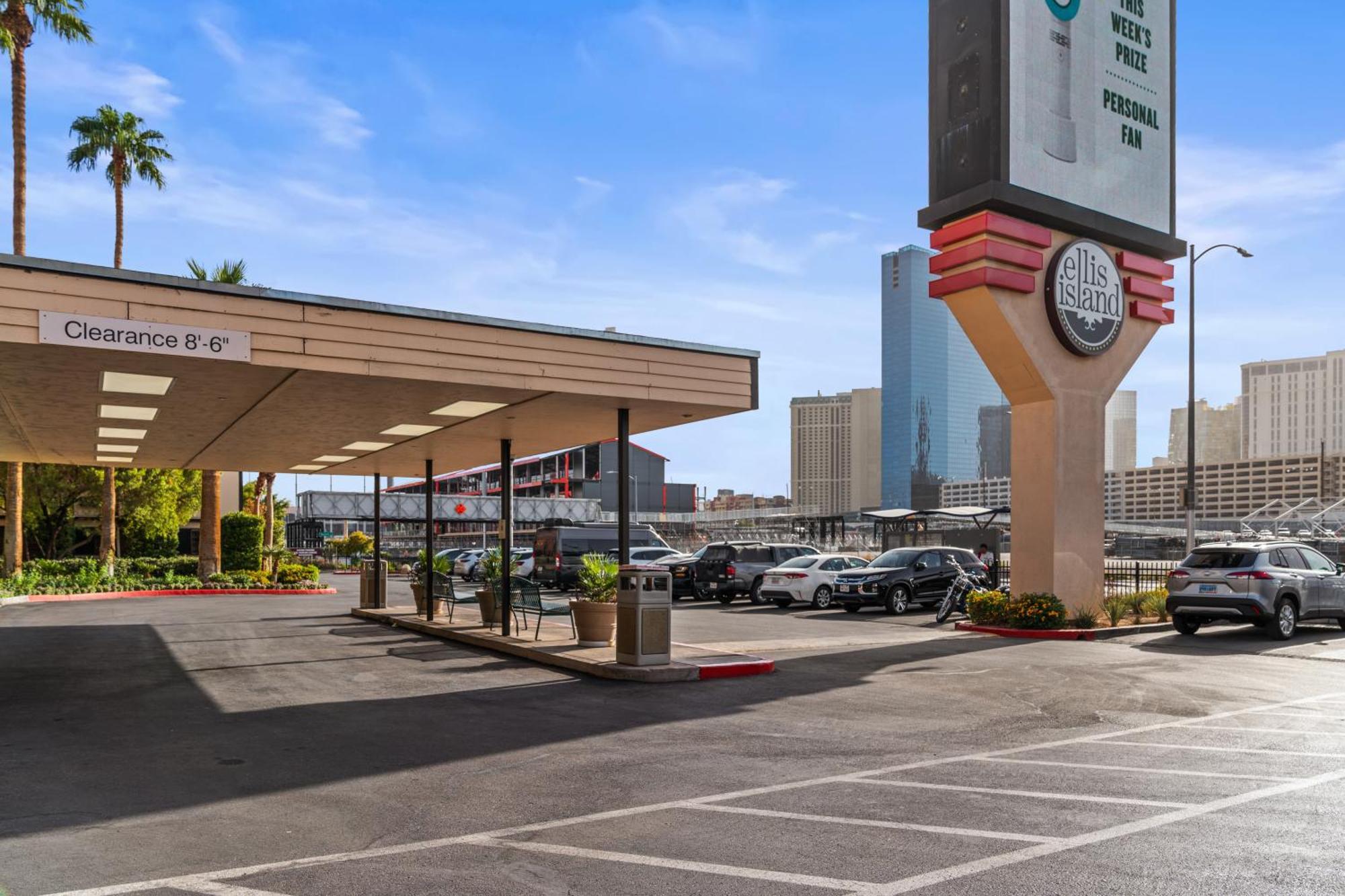 Hotel Ellis Island Casino & Brewery Las Vegas