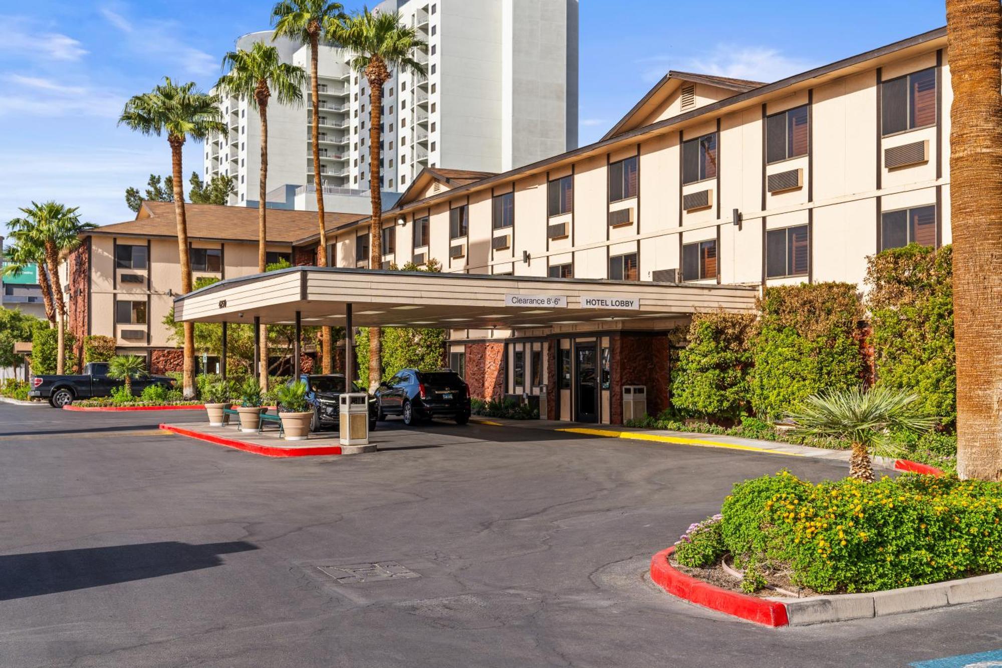 Ellis Island Casino & Brewery Hotel 3*