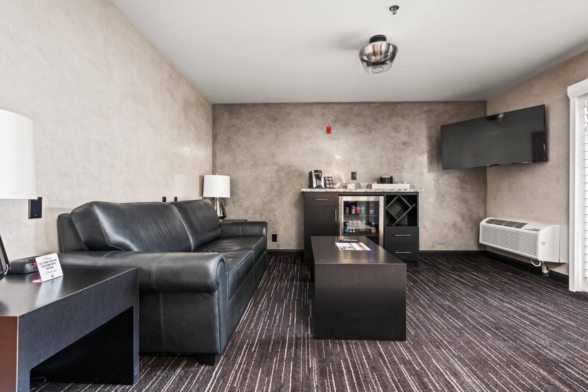 Hotel Ellis Island Casino & Brewery 3*