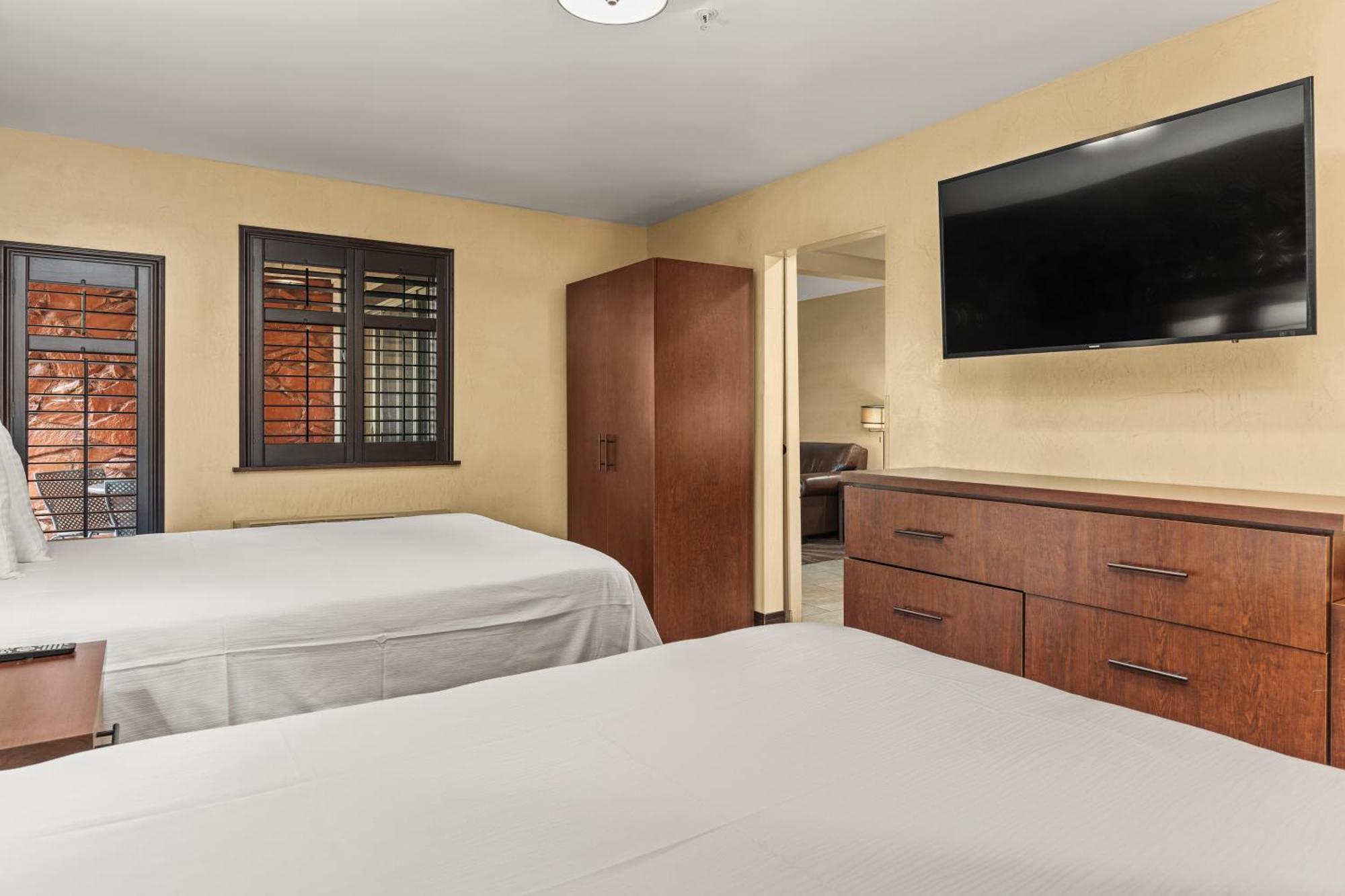 Ellis Island Casino & Brewery Hotel 3*