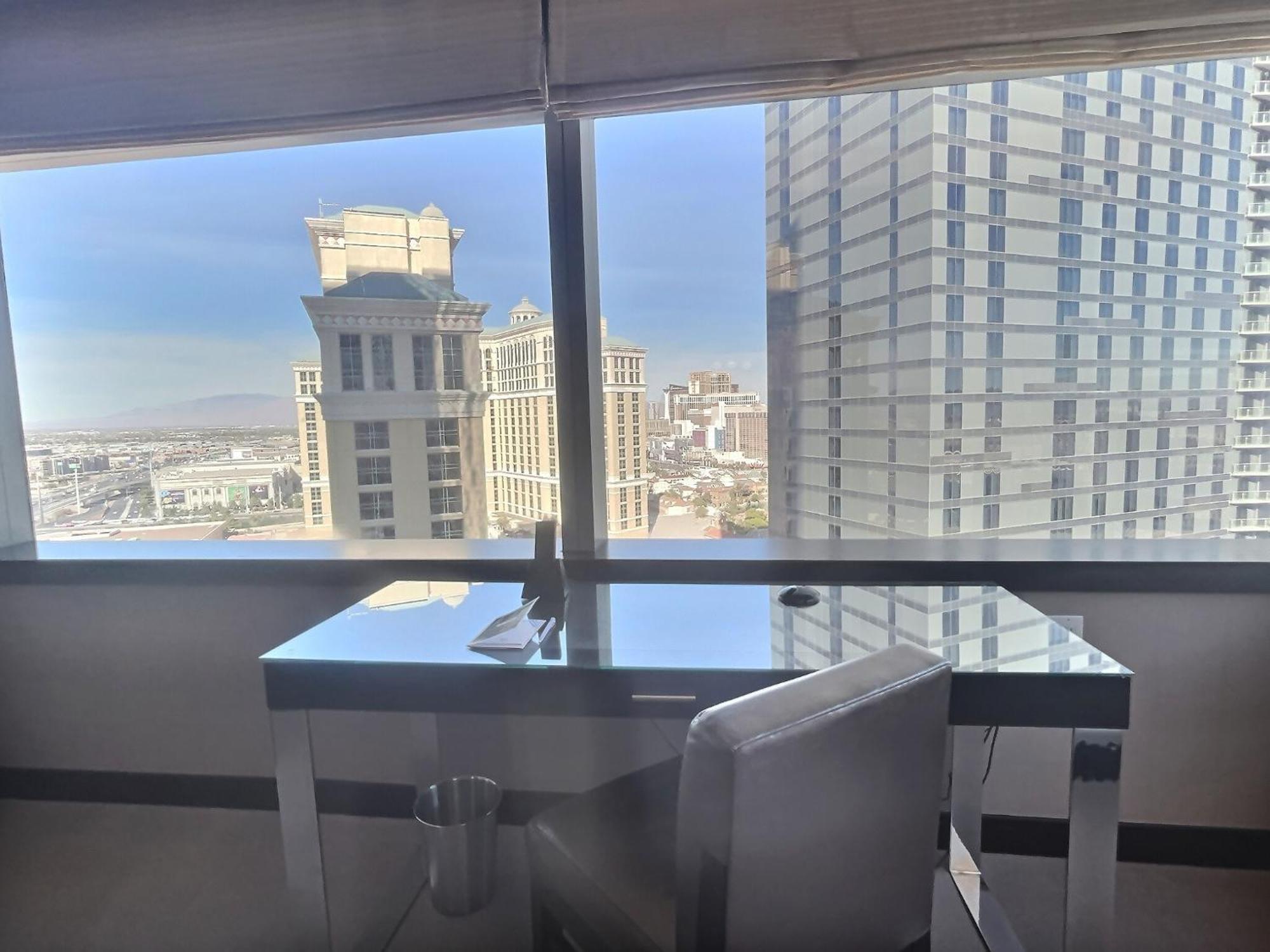 Jet Luxury At The Vdara Apartahotel Las Vegas