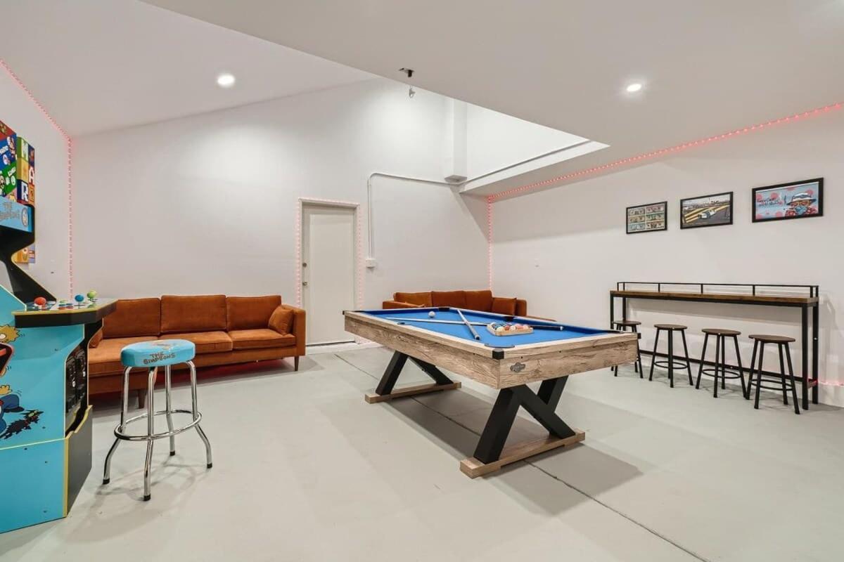 Сasa de vacaciones Tropical House With Heated Pool 10 Min To Strip Las Vegas