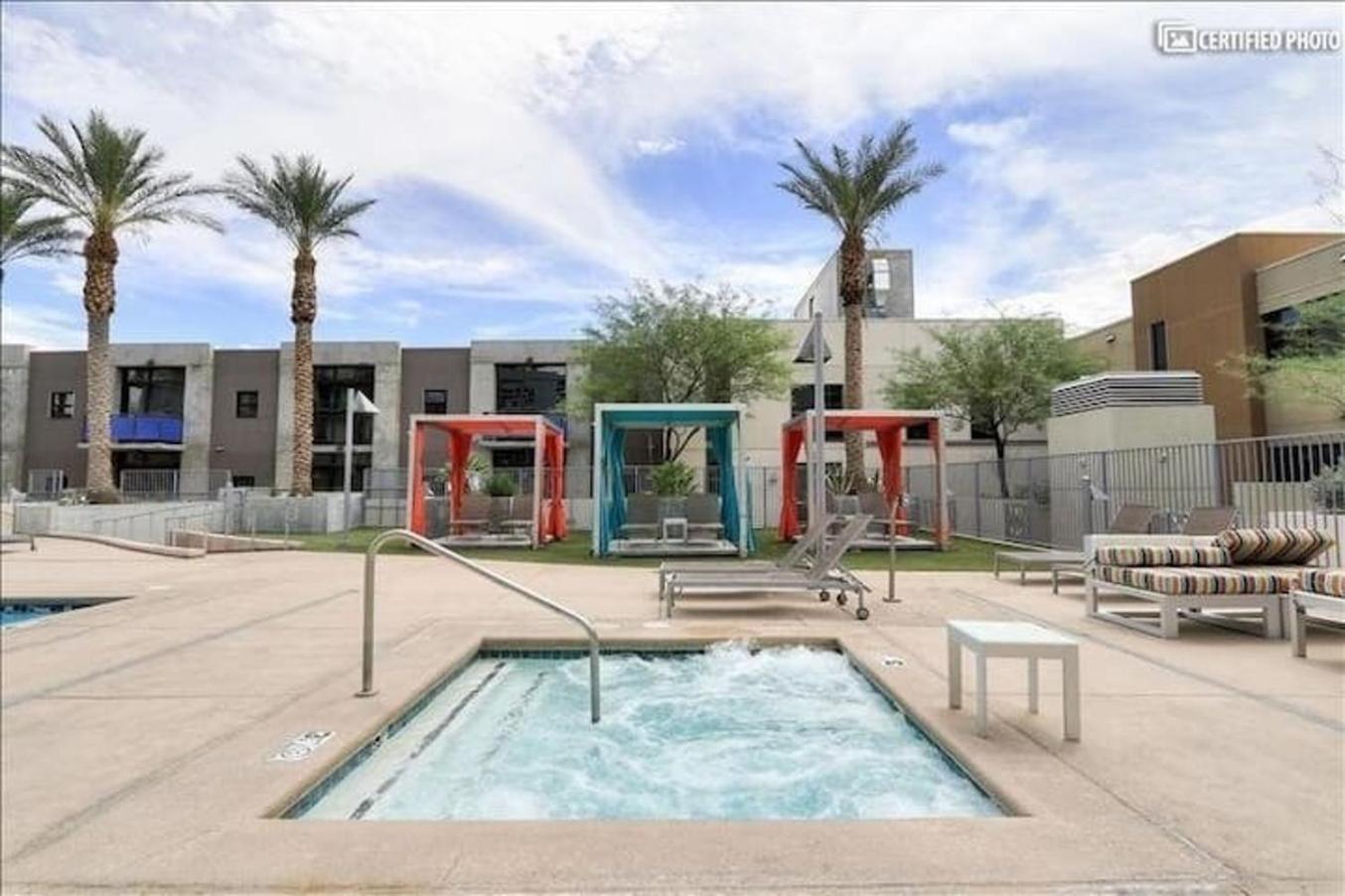Balcony Luxury High Rise Downtown Fremont Casinos * Las Vegas