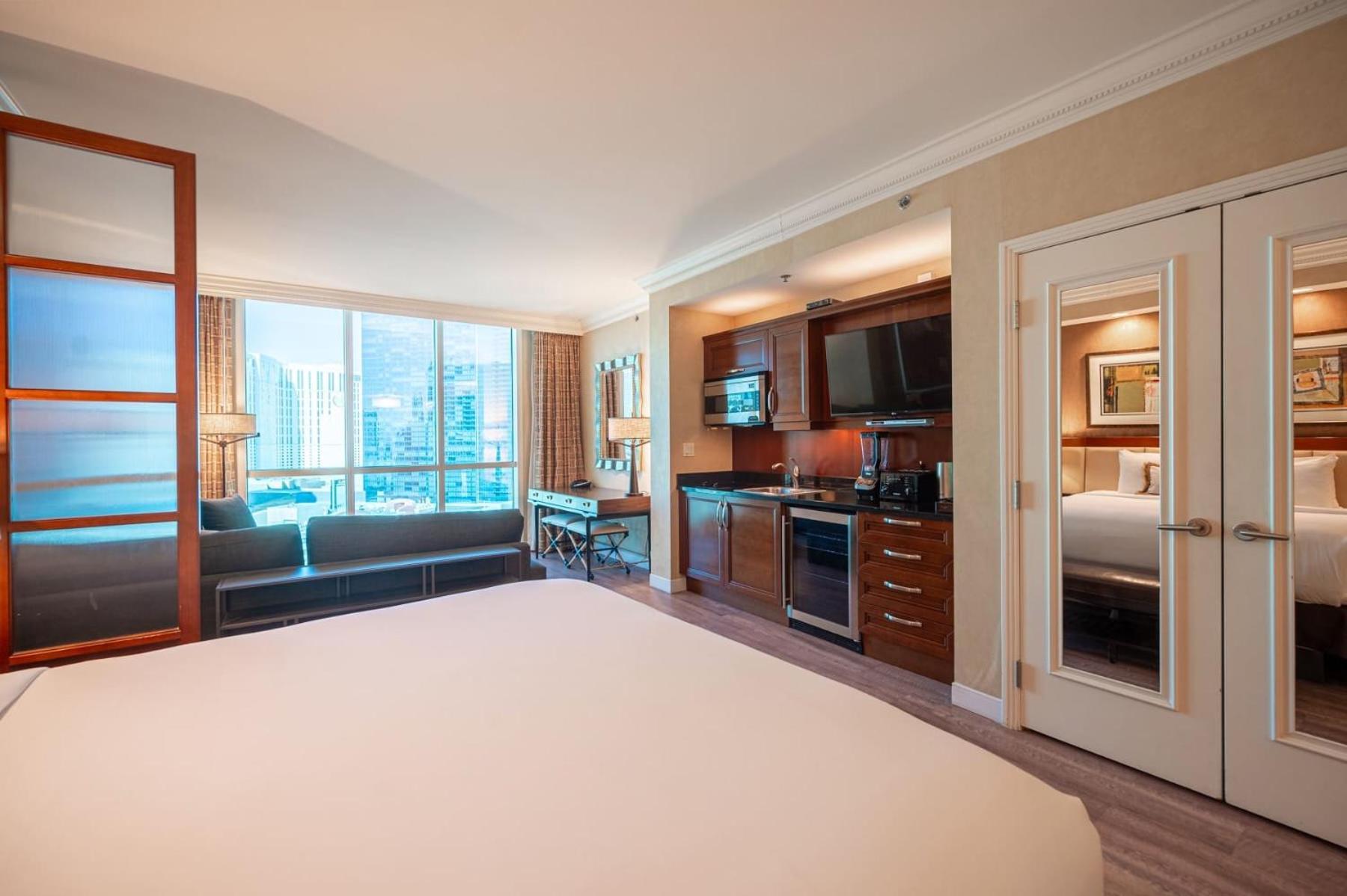 Сasa de vacaciones No Fee Strip View + Free Valet+ Pool *