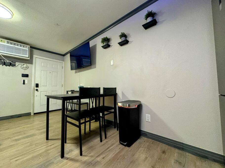 Modern Near Fremont Street Apartamento *