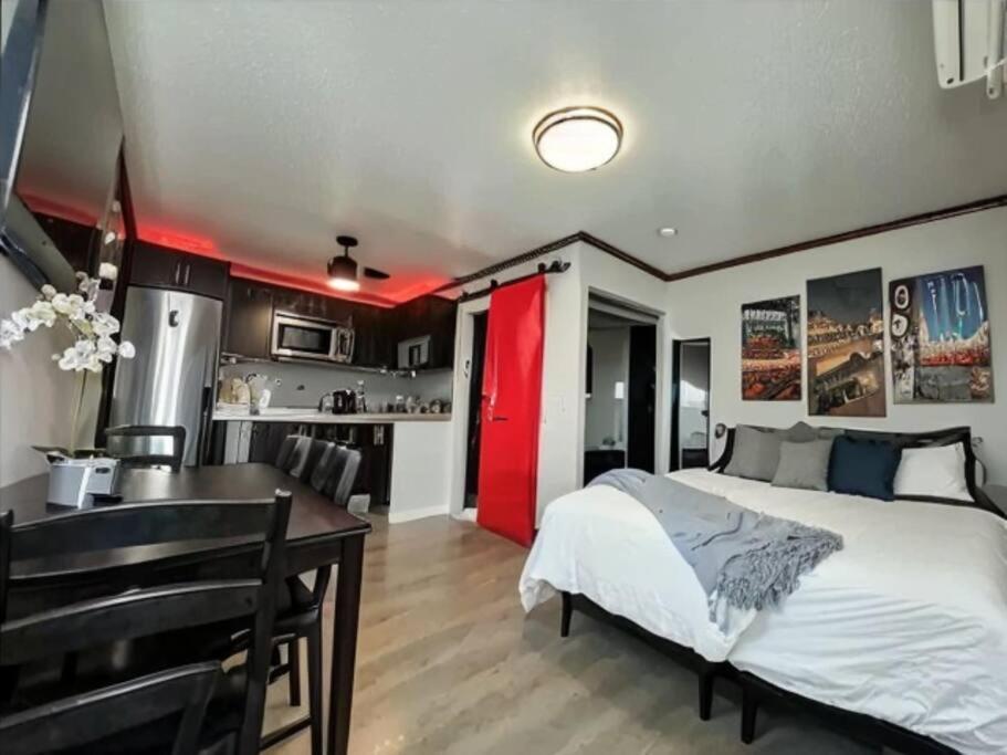Modern Near Fremont Street Apartamento *