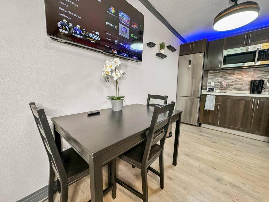 Apartamento Modern Near Fremont Street