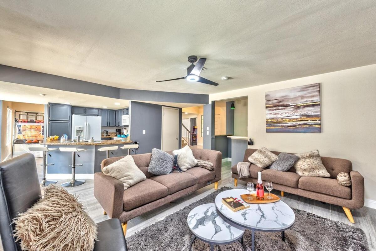Treasure Bay-3br Pool & Hot Tub Oasis Near T Strip Сasa de vacaciones Las Vegas
