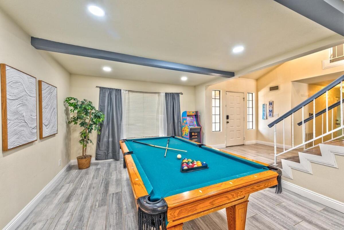 Treasure Bay-3br Pool & Hot Tub Oasis Near T Strip Сasa de vacaciones Las Vegas