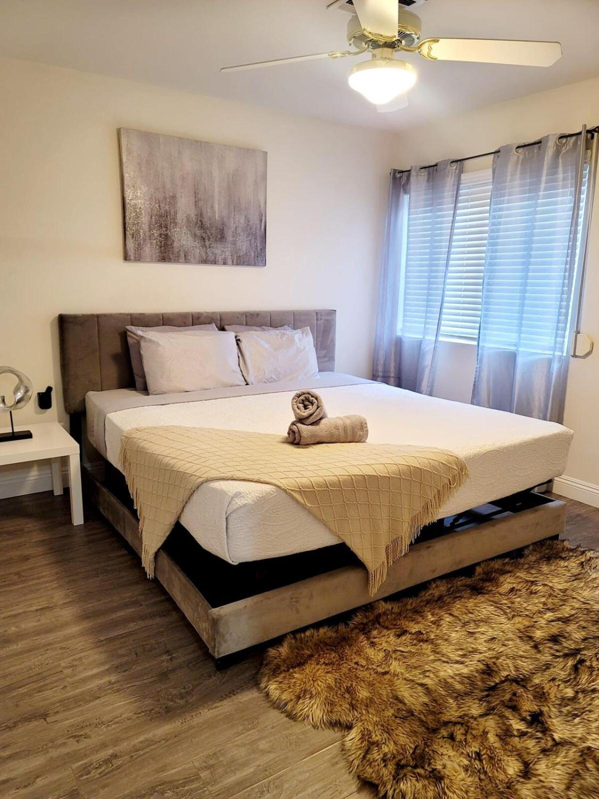 Сasa de vacaciones Treasure Bay-3br Pool & Hot Tub Oasis Near T Strip Las Vegas