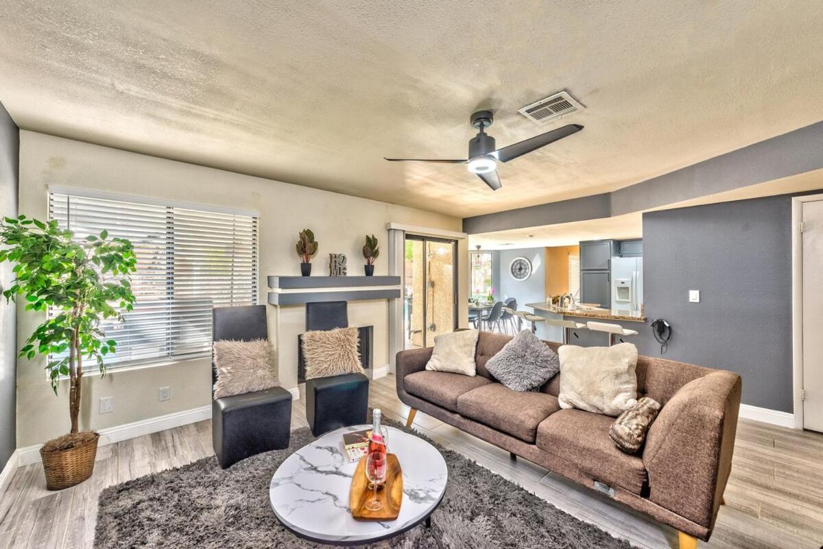 Treasure Bay-3br Pool & Hot Tub Oasis Near T Strip Las Vegas
