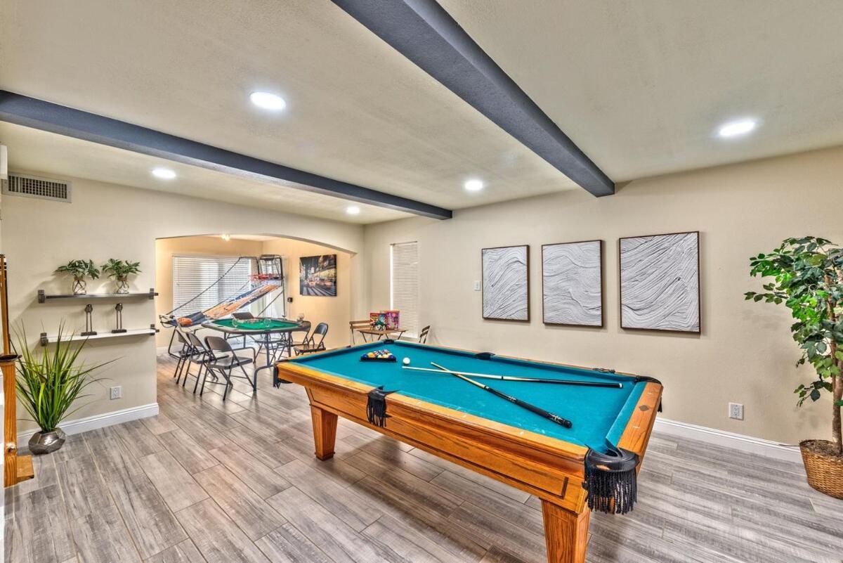 Treasure Bay-3br Pool & Hot Tub Oasis Near T Strip Сasa de vacaciones Las Vegas