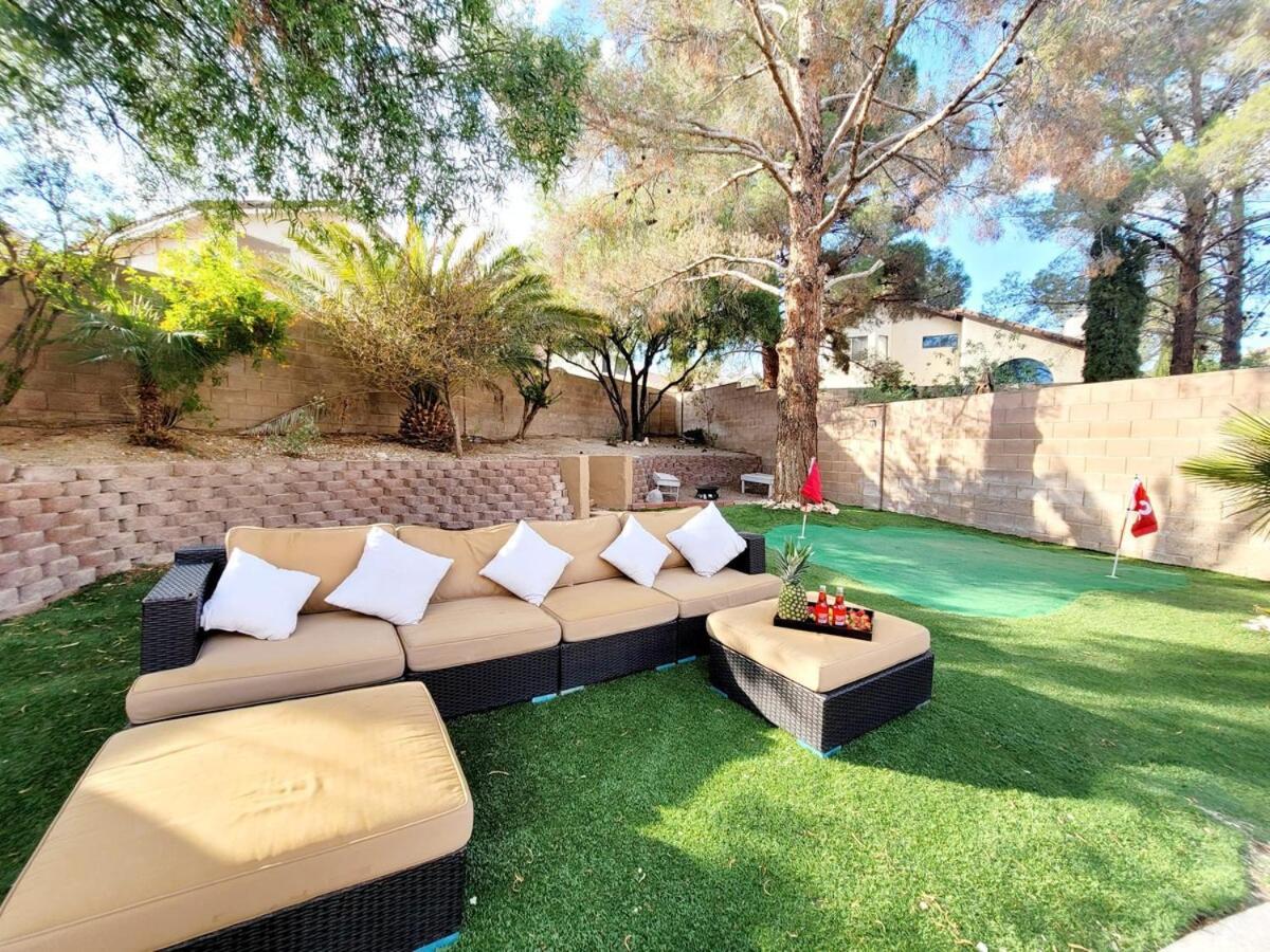 Treasure Bay-3br Pool & Hot Tub Oasis Near T Strip * Las Vegas