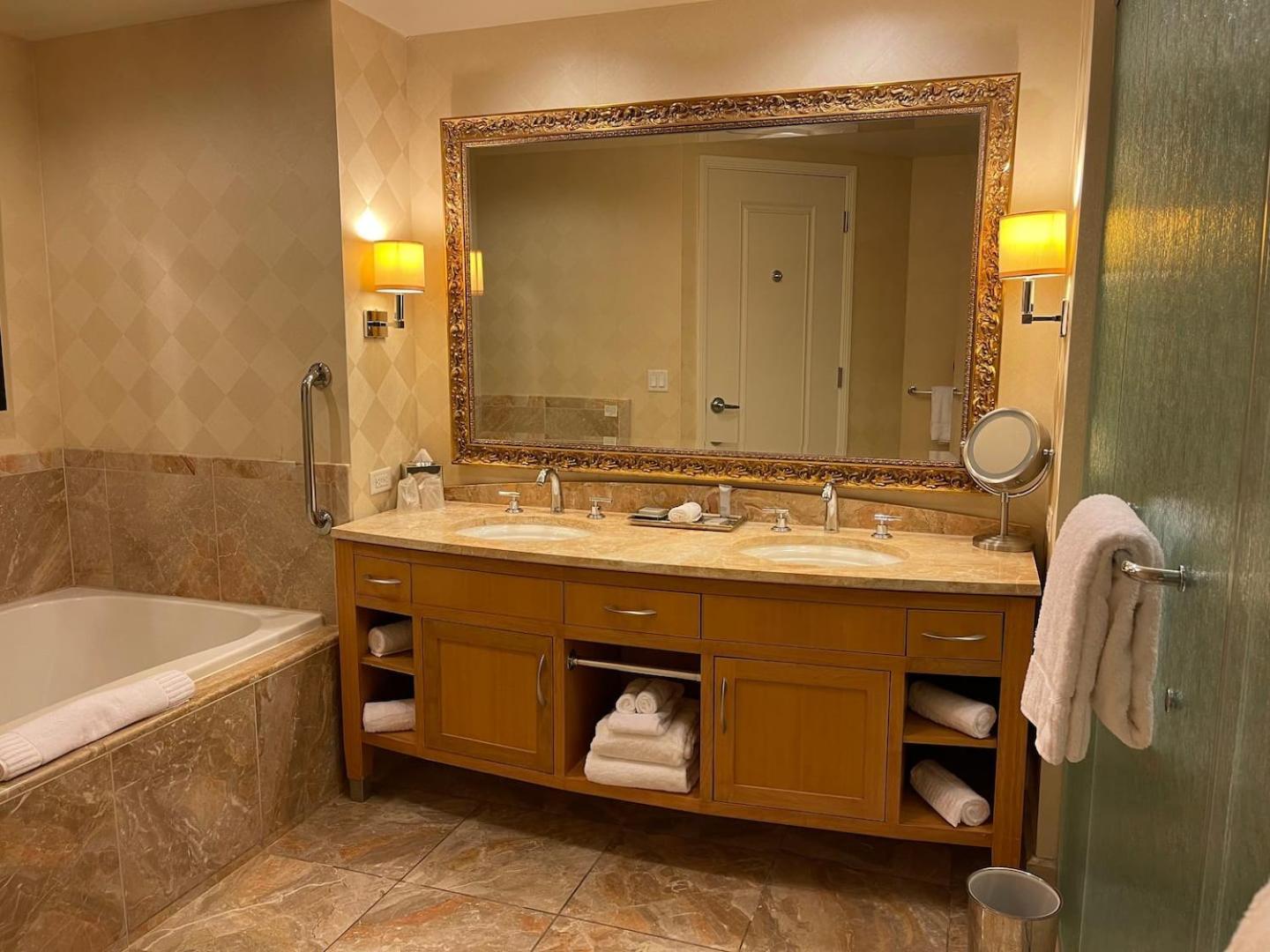 Five Star Trump No And Cleaning Fees Сasa de vacaciones Las Vegas