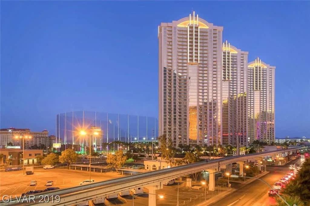 Stunning 1br Strip Views W Balcony 17701 Apartamento