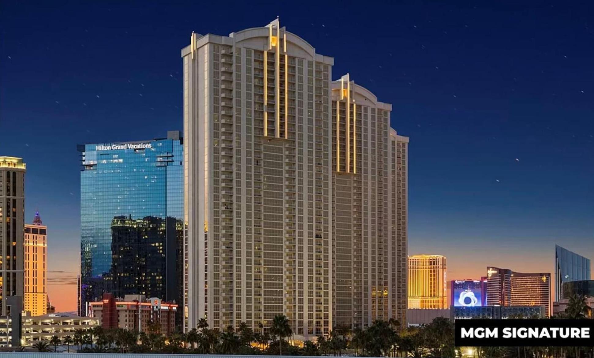 Apartamento Stunning 1br Strip Views W Balcony 17701 Las Vegas