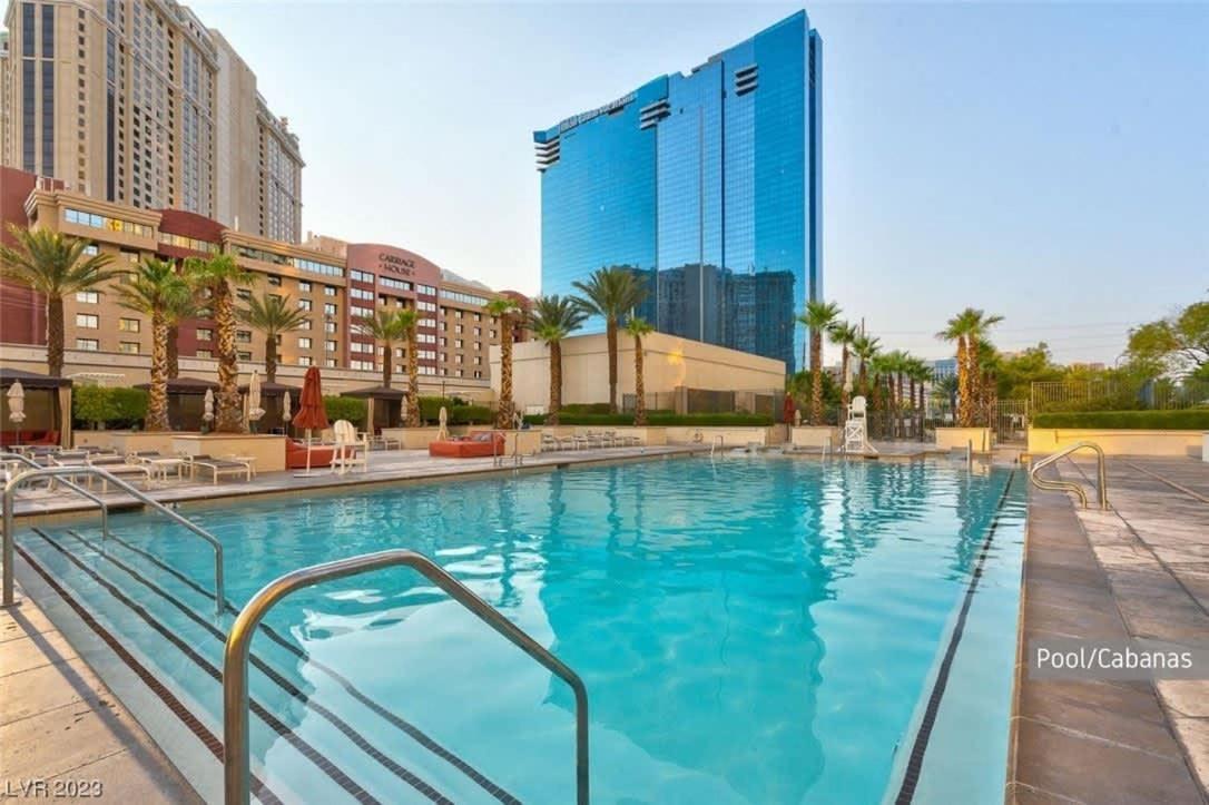 Apartment Beautiful Strip View W Balcony 02807 Las Vegas