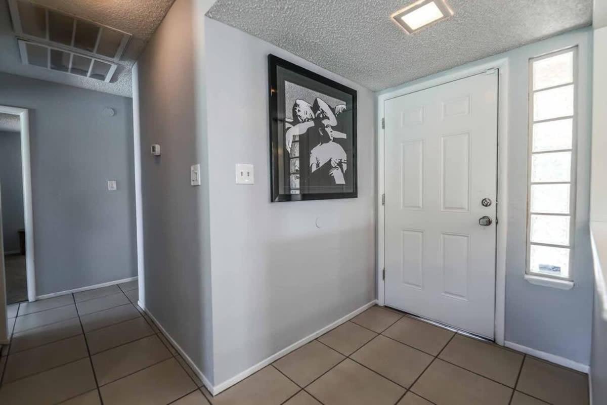 Gorgeous Escape With A Pool In Fabulous Vegas * Las Vegas