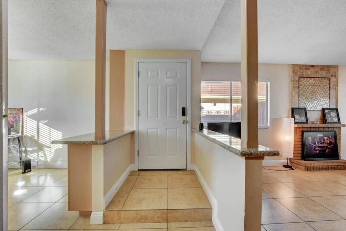 Family-friendly Close To The Strip Сasa de vacaciones *