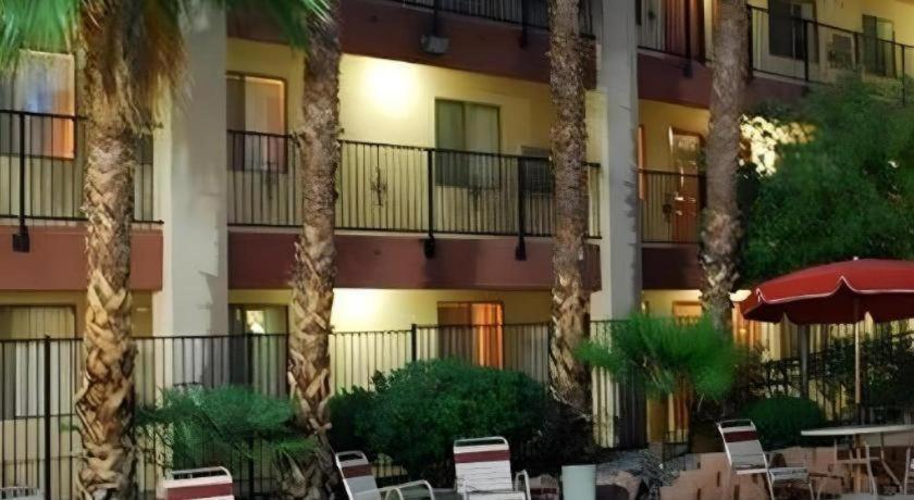 Hotel Nellis At Main Gate