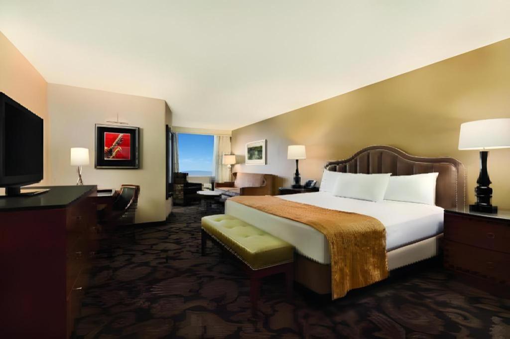 Orleans Y Casino 3*