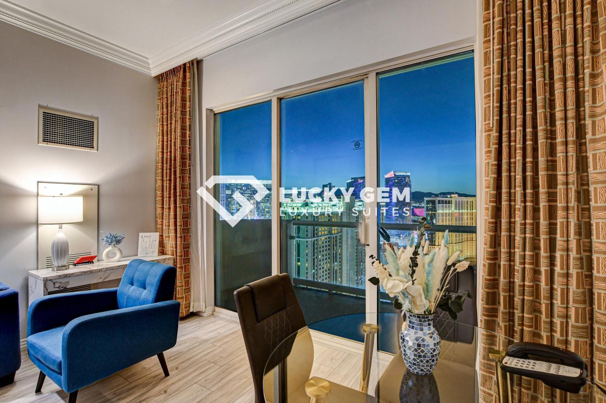 Lucky Gem Penthouse & Luxury At Signature Resort, Balcony Strip View 3505 Hotel 5*