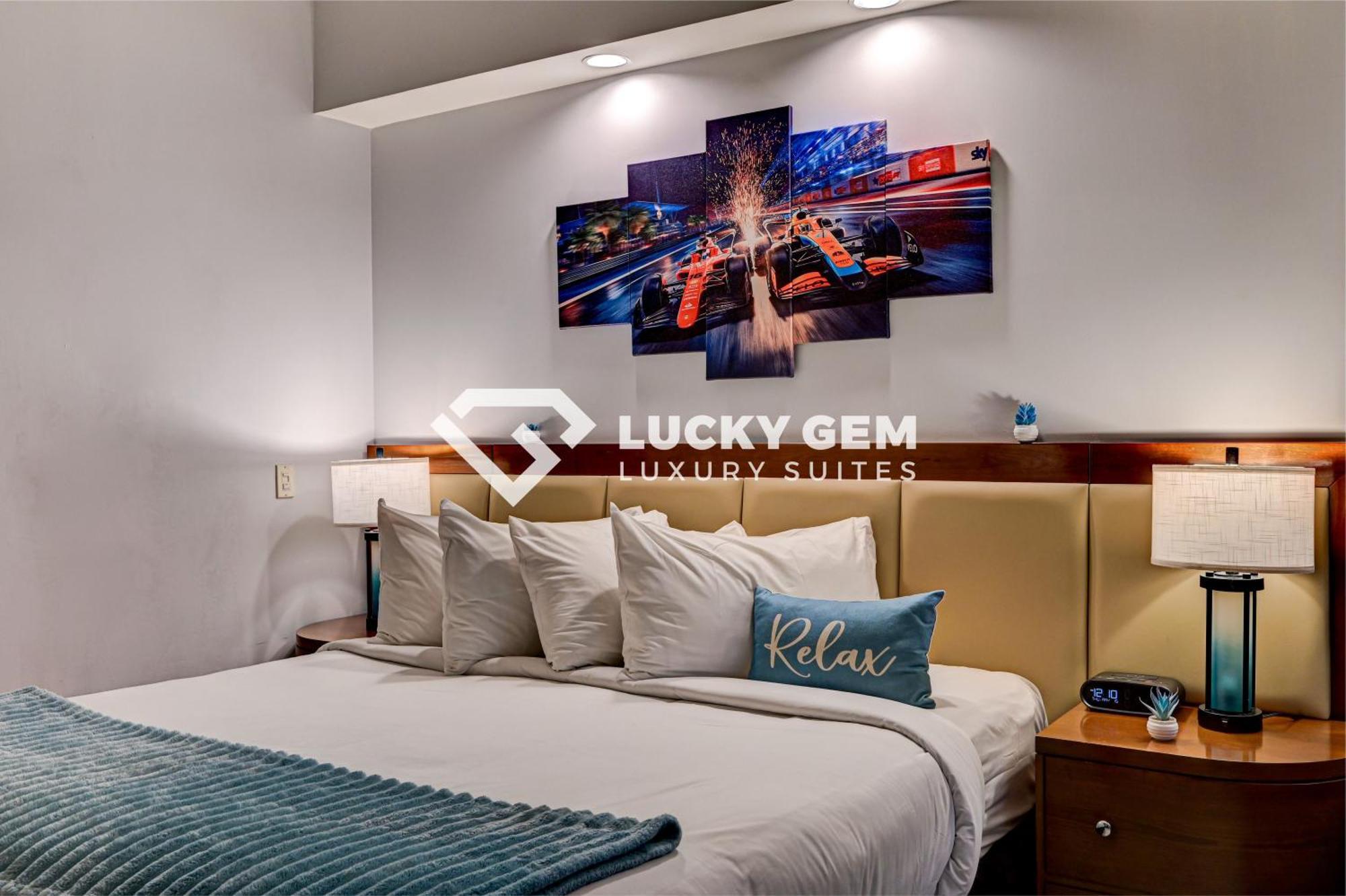 Lucky Gem Penthouse & Luxury At Signature Resort, Balcony Strip View 3505 Hotel