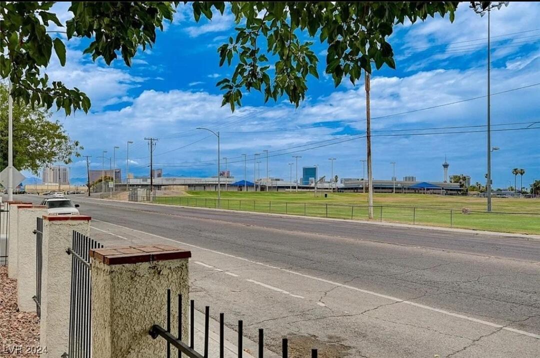 Affordable 2br-2ba - Extra Amenities *