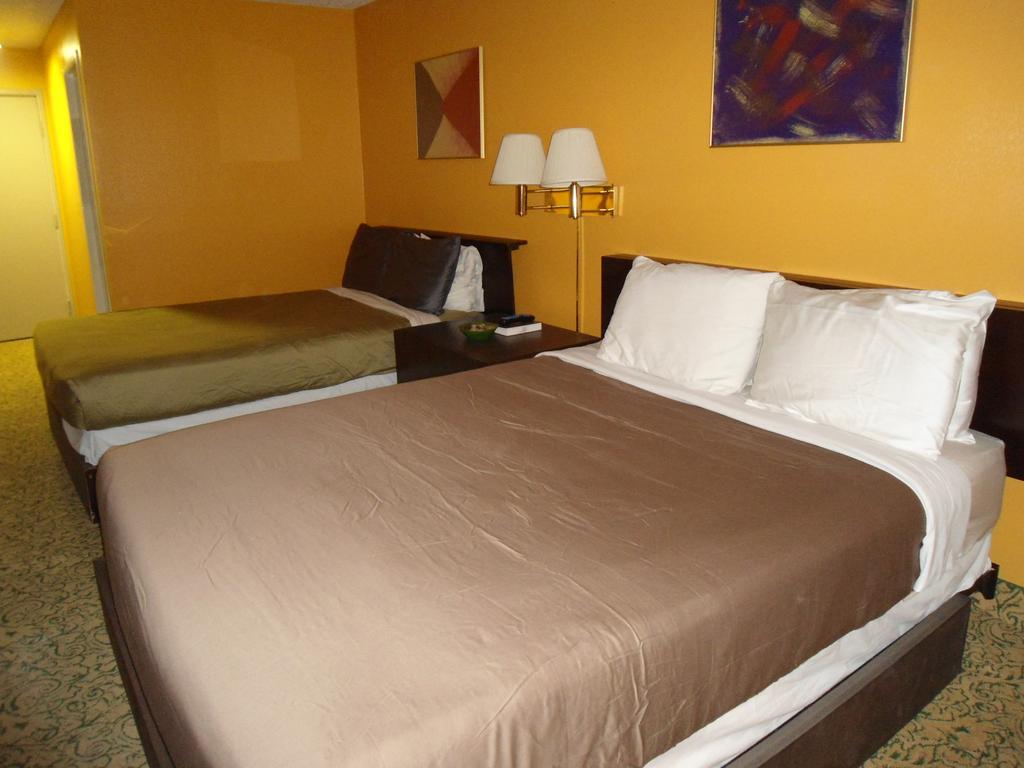 Hotel Claremont Vegas 2*