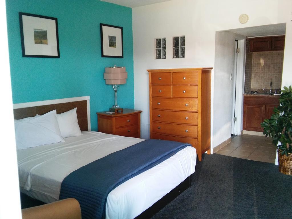 Motel Desert Hills