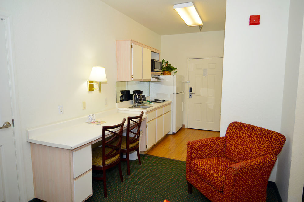 Siegel Select Flamingo Motel