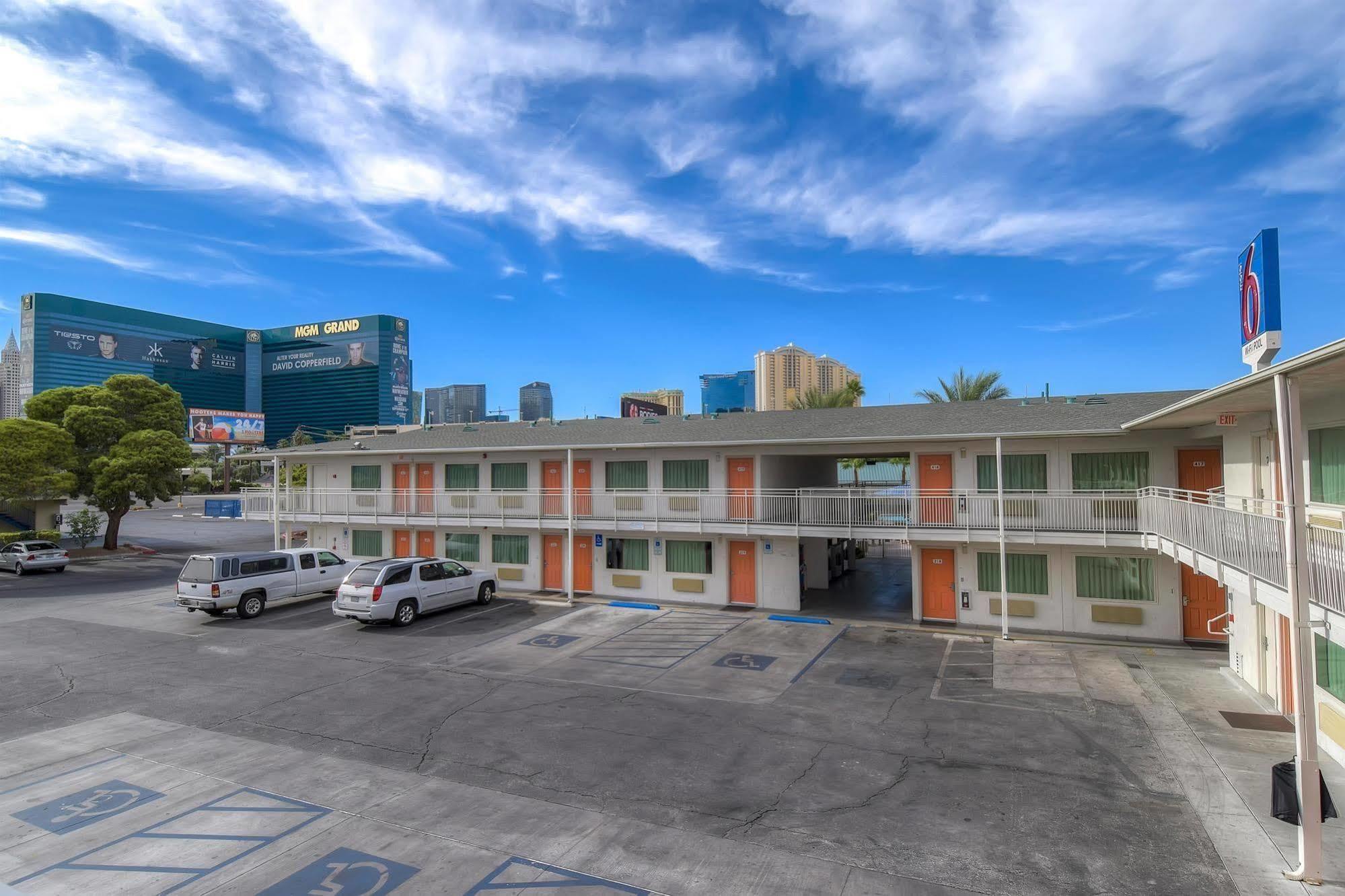 Hotel Motel 6-Las Vegas, NV - Tropicana 2*