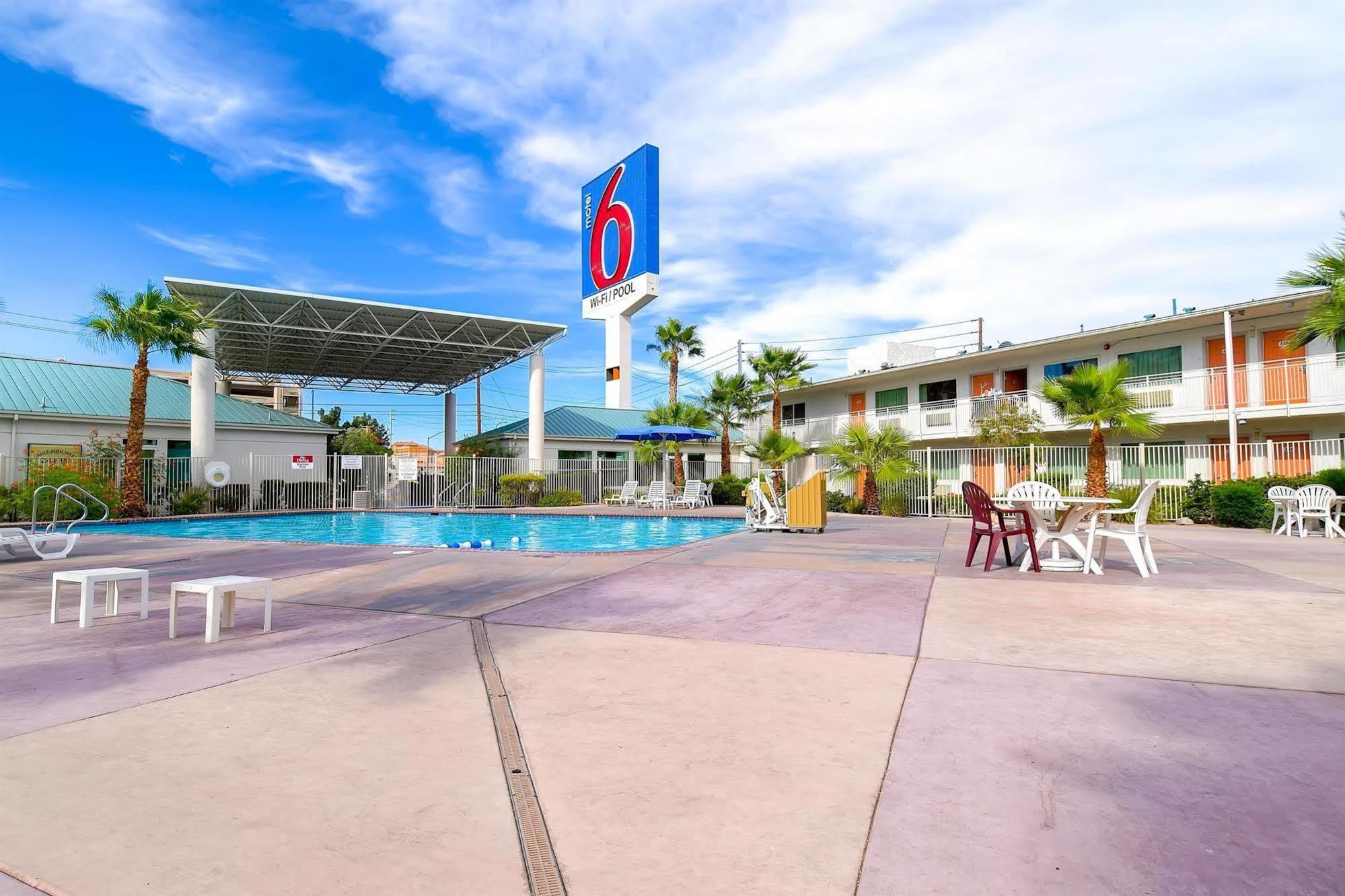 Motel 6-Las Vegas, NV - Tropicana 2*