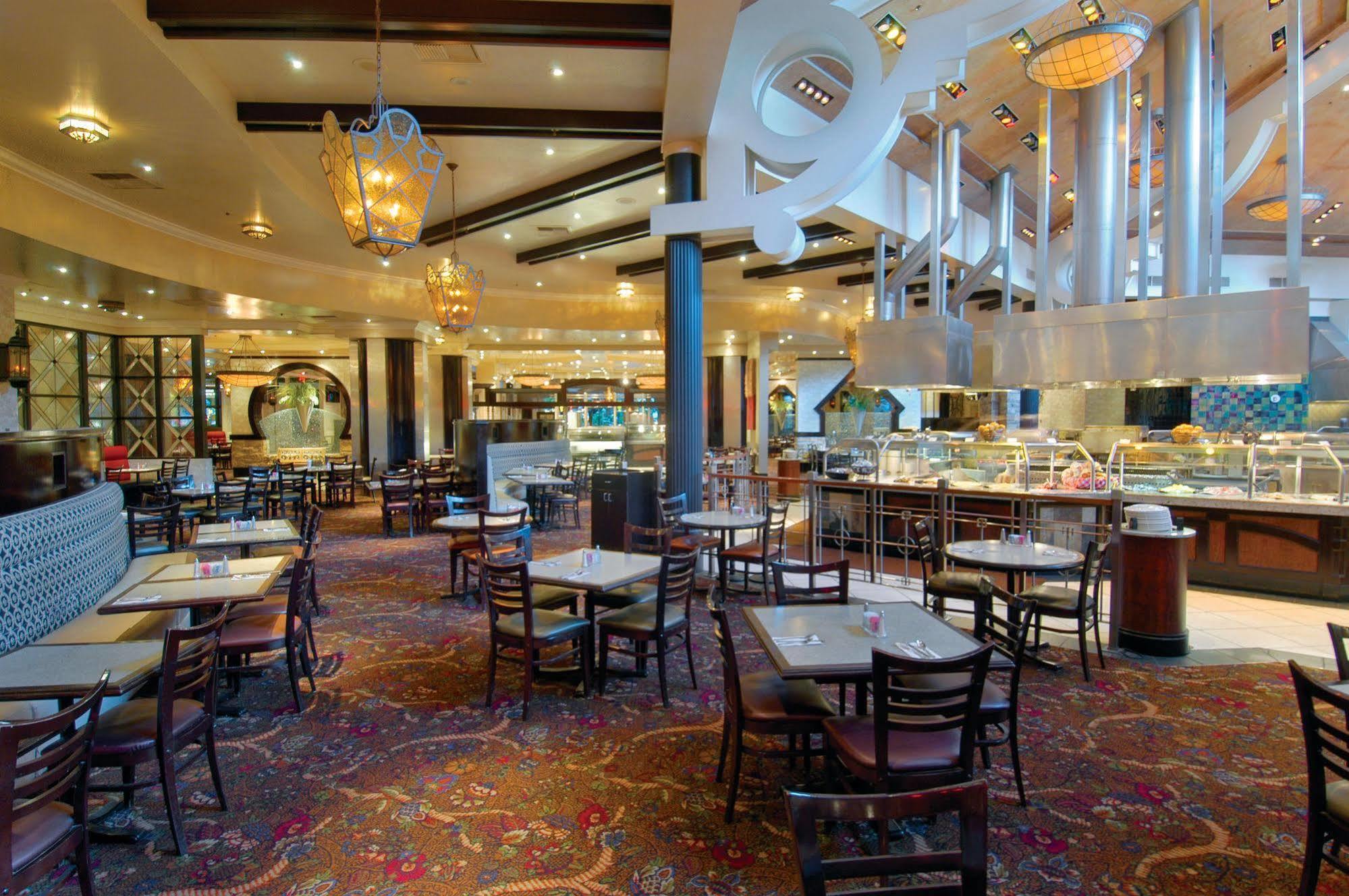 Sam's Town And Gambling Hall 3*