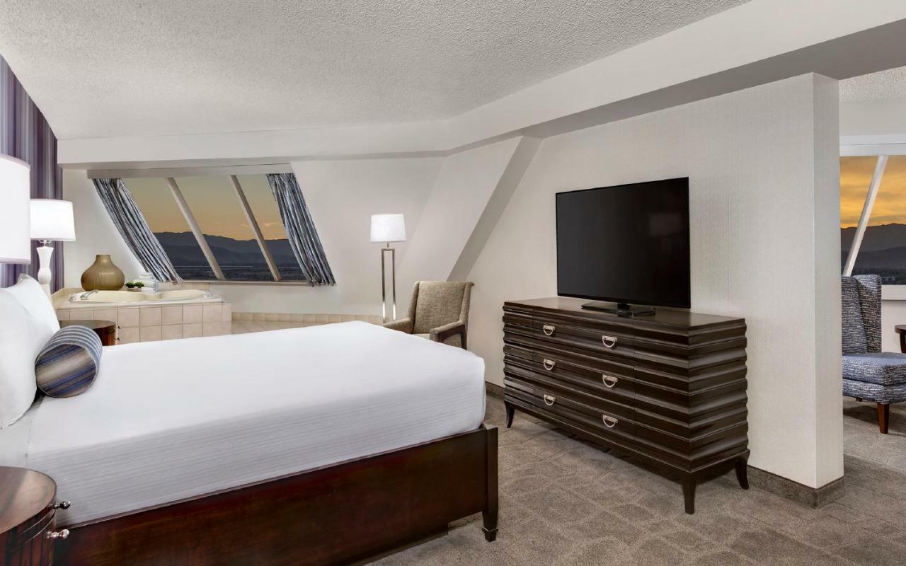 Luxor Resort 3*