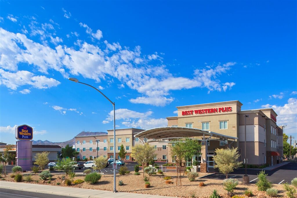 Western Henderson 3*